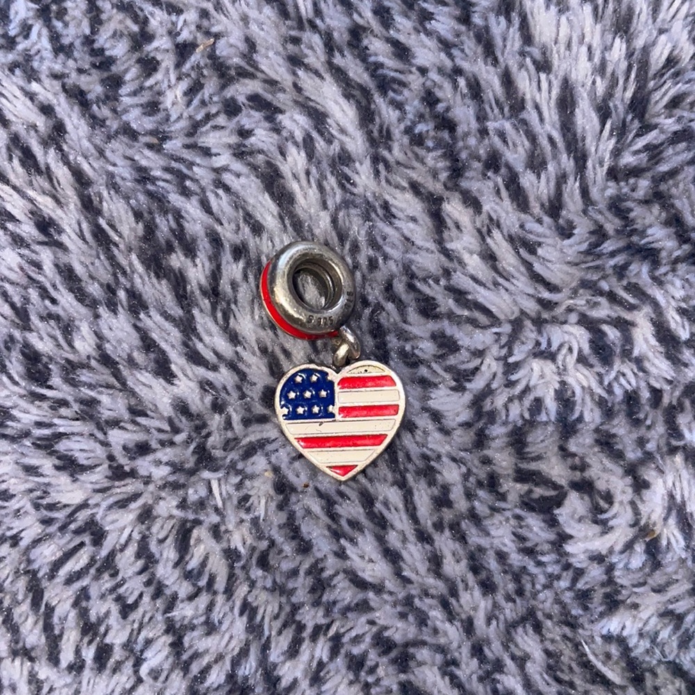 Pandora Charm - Heart American Flag ❤️🇺🇸